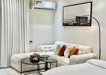استديو بسرير ماستر ودخول ذاتي