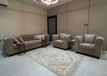 شقة بصالة وغرفتين نوم