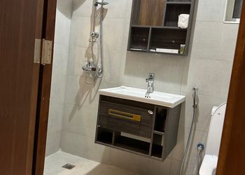 استديو بسرير ماستر وجلسة مريحة 