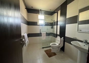 شقة بغرفتين نوم وتصميم أنيق 