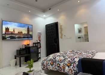 استديوهادئ وبأجواء وموقع مميز 