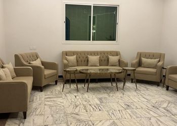 شاليه بألعاب أطفال ومسبح