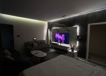 استديو بسرير ماستر