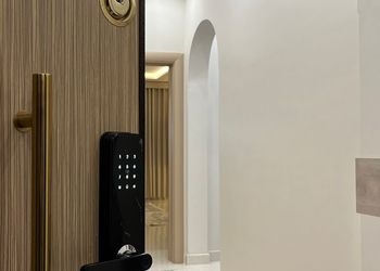 استديو انيق بدخول ذاتي 