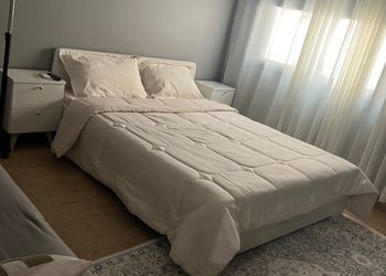 استديو هادئ بسرير ماستر 