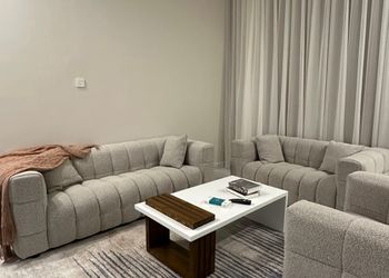 شقة بغرفتين نوم وصالة