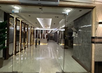 استديو بسرير ماستر