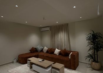 شقة بغرفة معيشة وغرفة نوم 