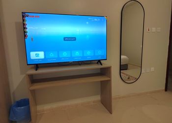 شقة بغرفتين نوم وأثاث مريح