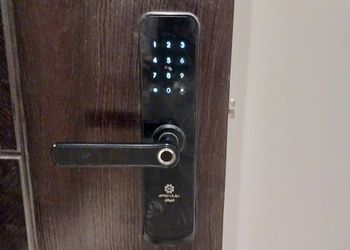 استديو هادئ بسرير ماستر 
