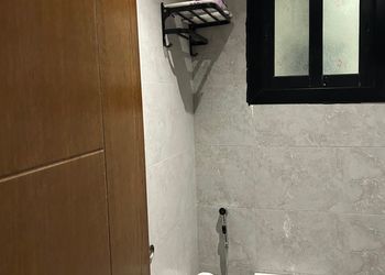 استديو هادئ بدخول ذاتي 