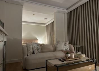 استديو هادئ بسرير ماستر