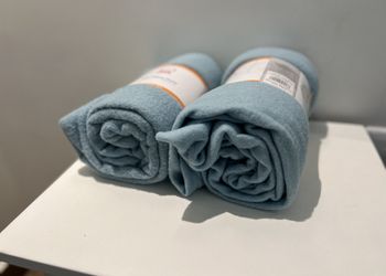 استديو بجلسة خارجية وسرير ماستر