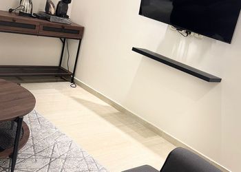 شقة بغرفتين نوم وصالة