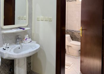 استديو بسرير ماستر