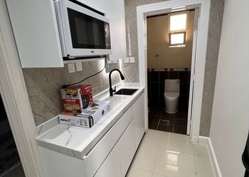 استديو هادئ بسرير ماستر 