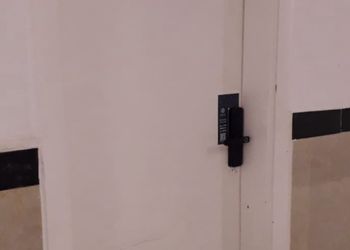 استديو بسرير ماستر وجلسة جانبية