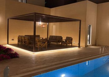 استراحة بمسطح اخضر ومجالس