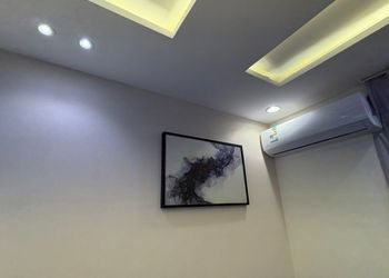 استديو بتصميم هادئ ودخول ذاتي 