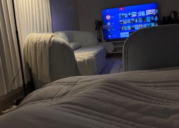 استديو بسرير ماستر