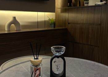 استديو هادئ بسرير ماستر 