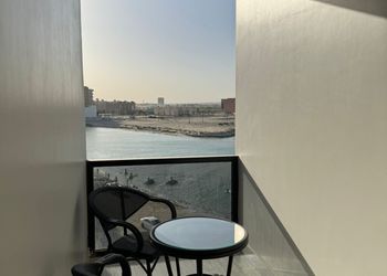 شقة باطلاله على البحر