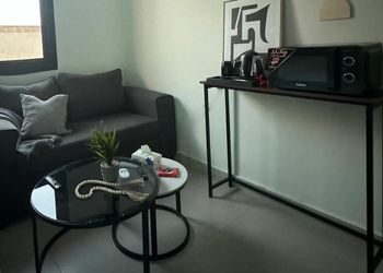 استديو بدخول ذاتي وسرير مريح 