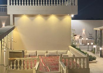 استراحة بمجالس واسعة للمناسبات