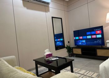 استديو هادئ بدخول ذاتي 