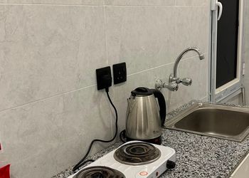 استديو بسرير ماستر وجلسة جانبية 
