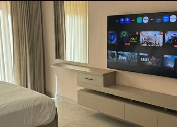 استديو هادئ بسرير ماستر