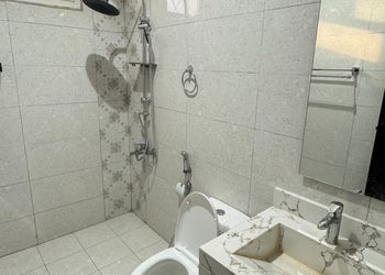 استديو هادئ بسرير ماستر 