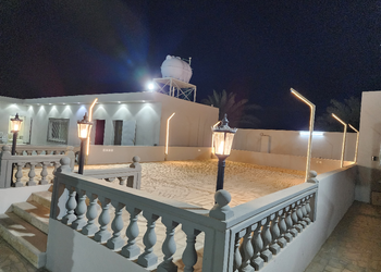 استرحه قسمين بمسبح ومسطحات خضراء
