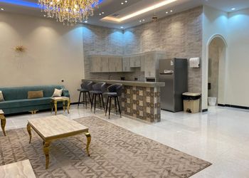 استراحة بمجلس ومسبح العاب مائية