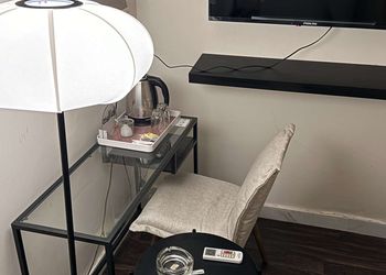 استديو هادئ بسرير ماستر 