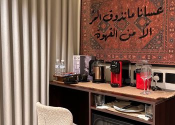 استديو بسرير ماستر وجلسة جانبية 