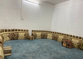 استراحة بمجلس وفناء خارجي 