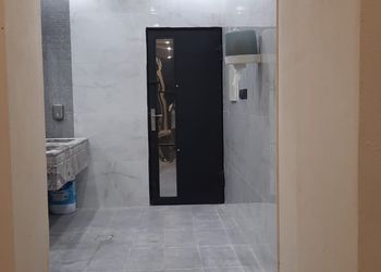 مزرعة بمسبح وموقع مميز