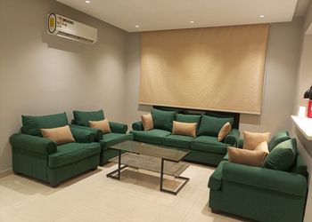 شقة بغرفتين نوم وصالة مريحة 