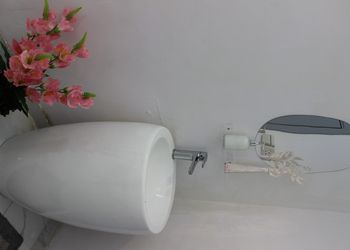 شقة بغرفتين نوم وجلسة خارجية 