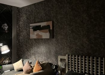 استديو بسرير ماستر وجلسه جانبية