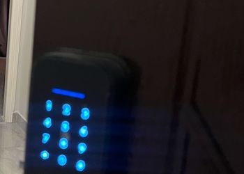 استديو بسرير ماستر وجلسة جانبية