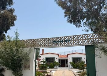 فيلا بثلاث غرف نوم وصاله انيقة 