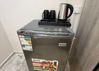 استديو بسرير ماستر 