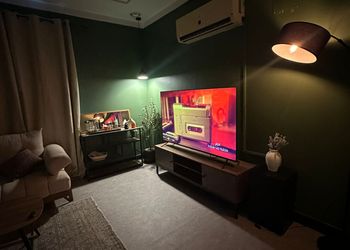 استديو هادئ بسرير ماستر 