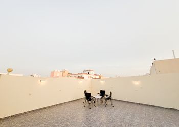 استديو غرفة نوم و بلكونة