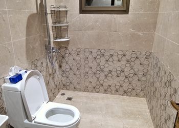 استديو بأثاث مريح وبسيط 