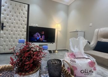 شقة هادئة بصالة وغرفة نوم 