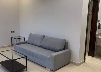شاليه بركن شواء ومسطح اخضر 