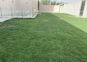 شاليه بمسطح اخضر
